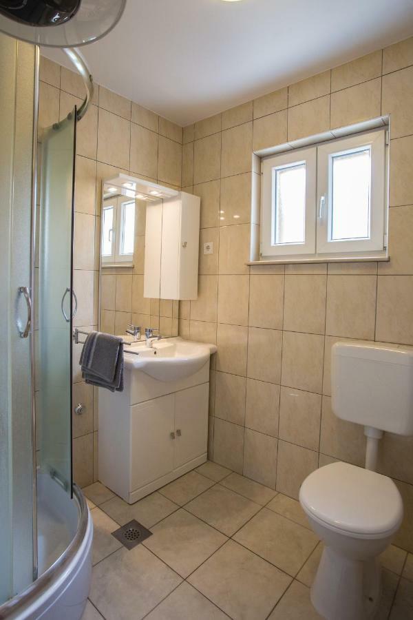 Apartment Smuljic Vrboska Eksteriør billede