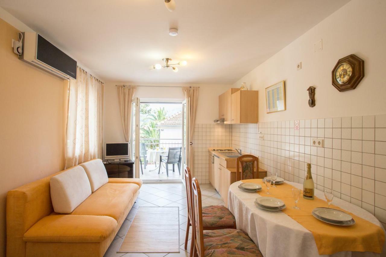 Apartment Smuljic Vrboska Eksteriør billede