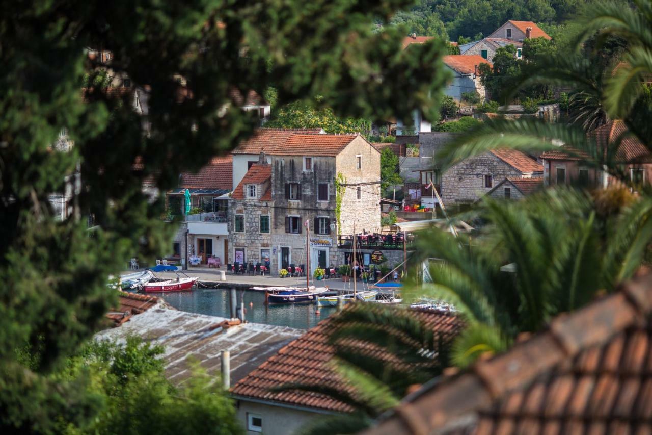 Apartment Smuljic Vrboska Eksteriør billede